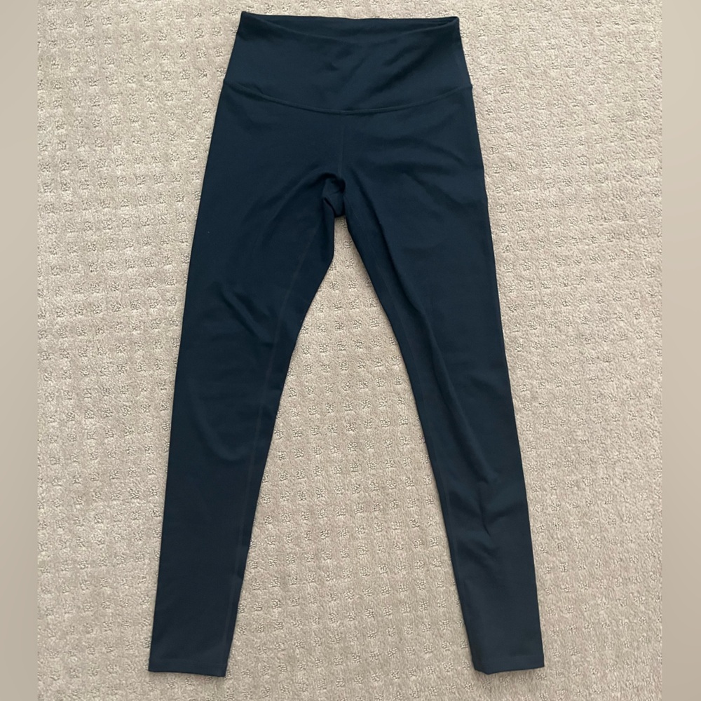 Dark blue leggings